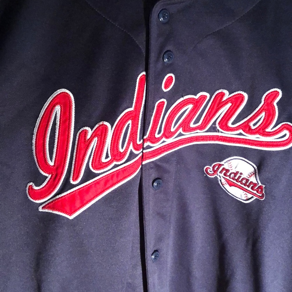Men’s Indians baseball jersey